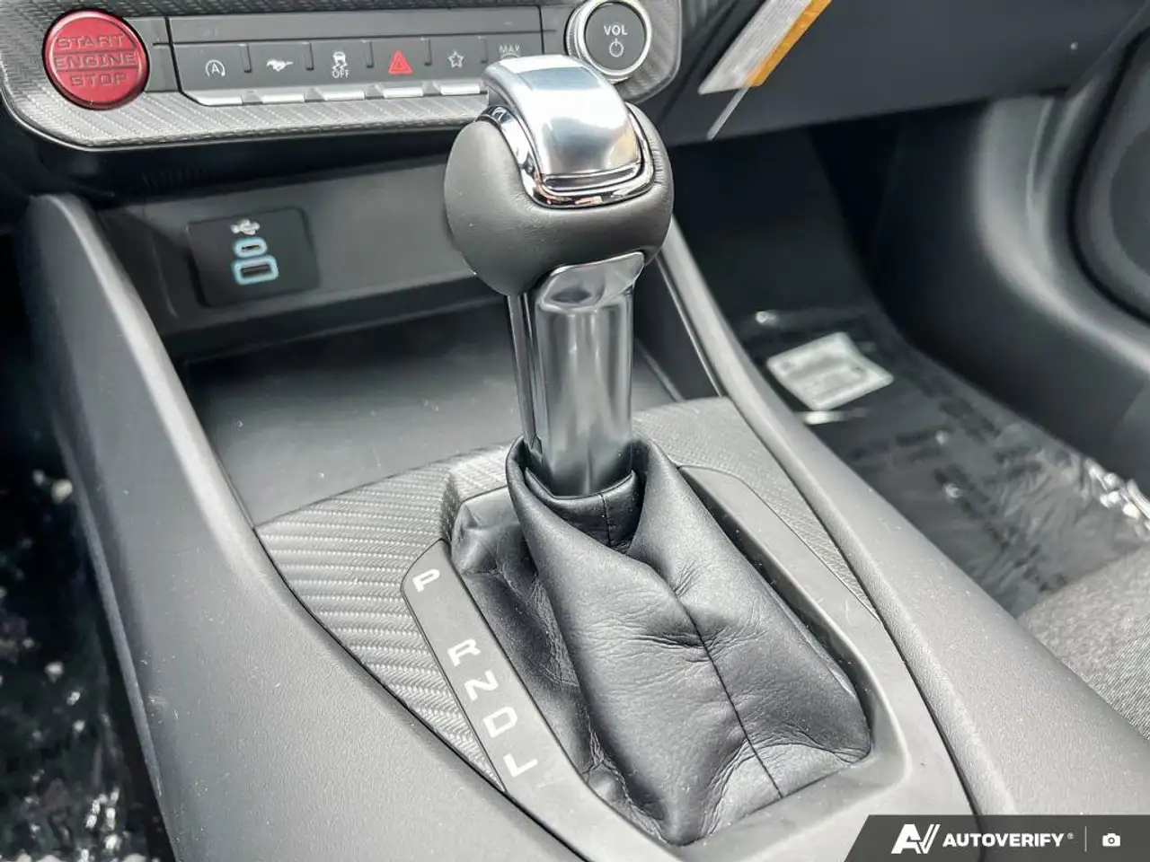 Ford Mustang - Image 18