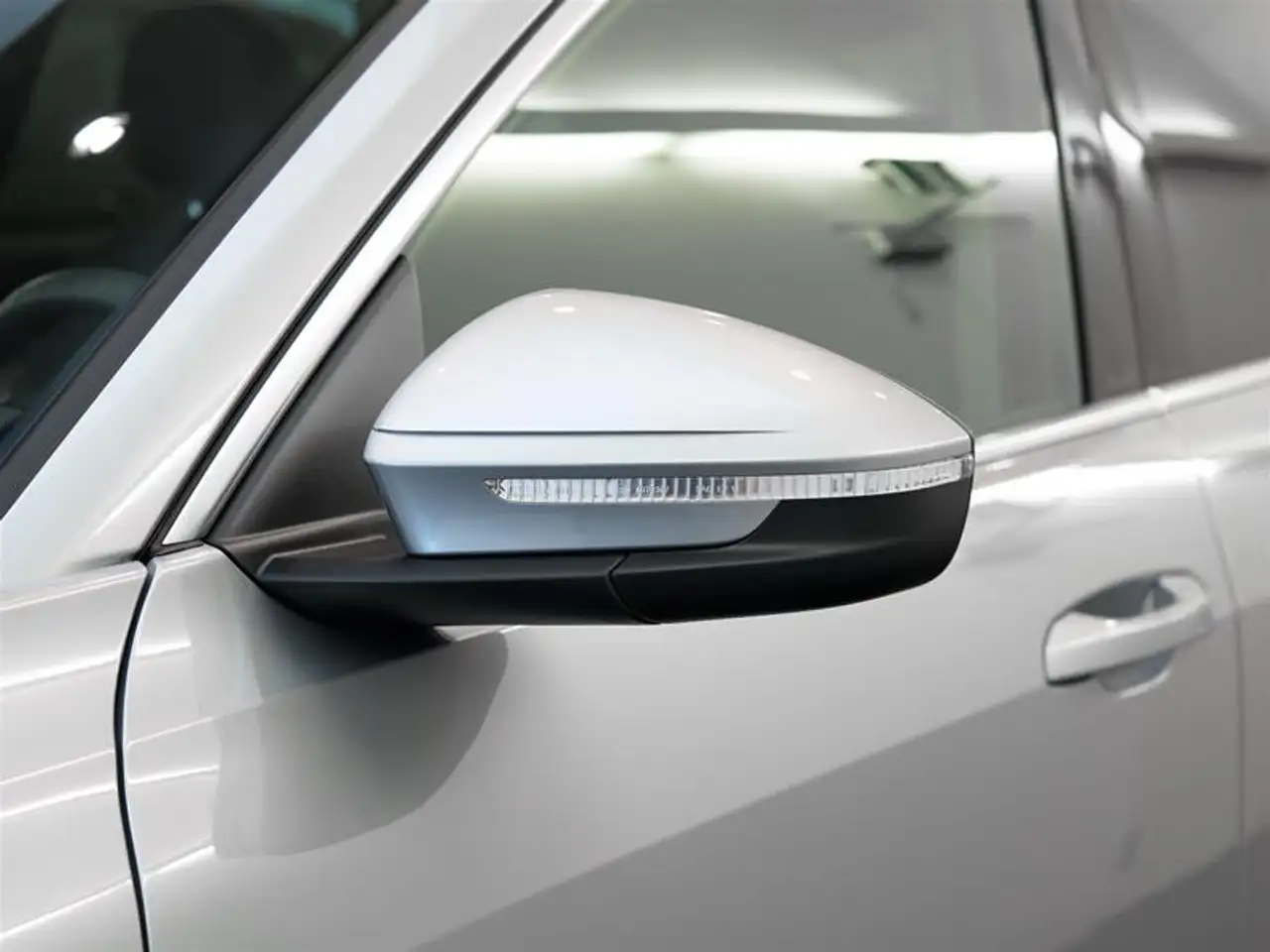 Audi Q5 - Image 12
