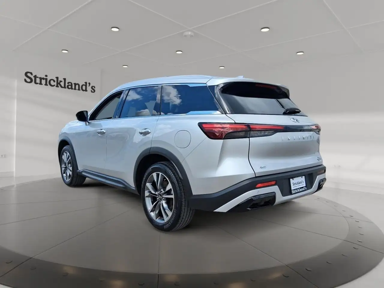 Infiniti QX60 - Image 4