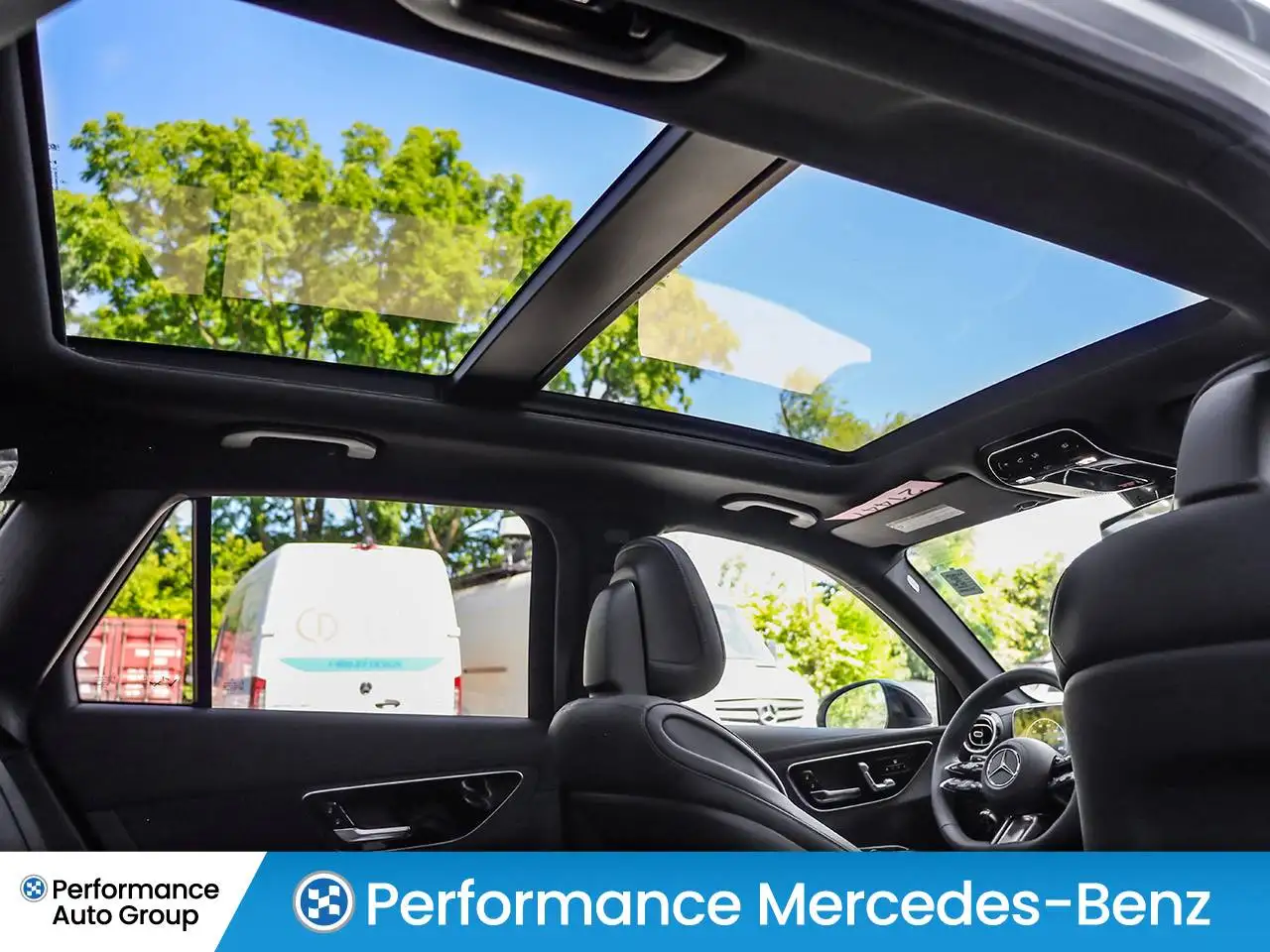 Mercedes-Benz GLC - Image 15