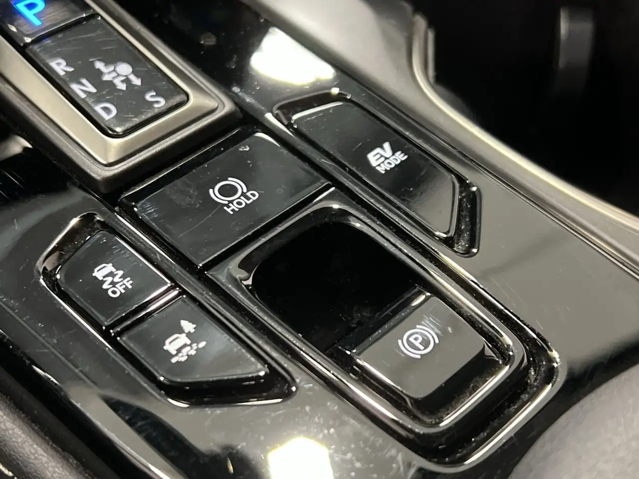 Lexus NX - Image 19