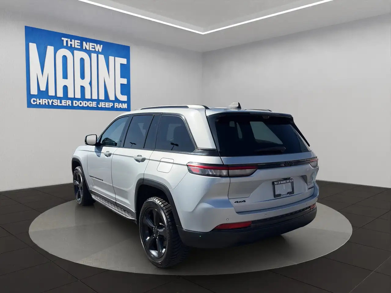 Jeep Grand Cherokee - Image 5