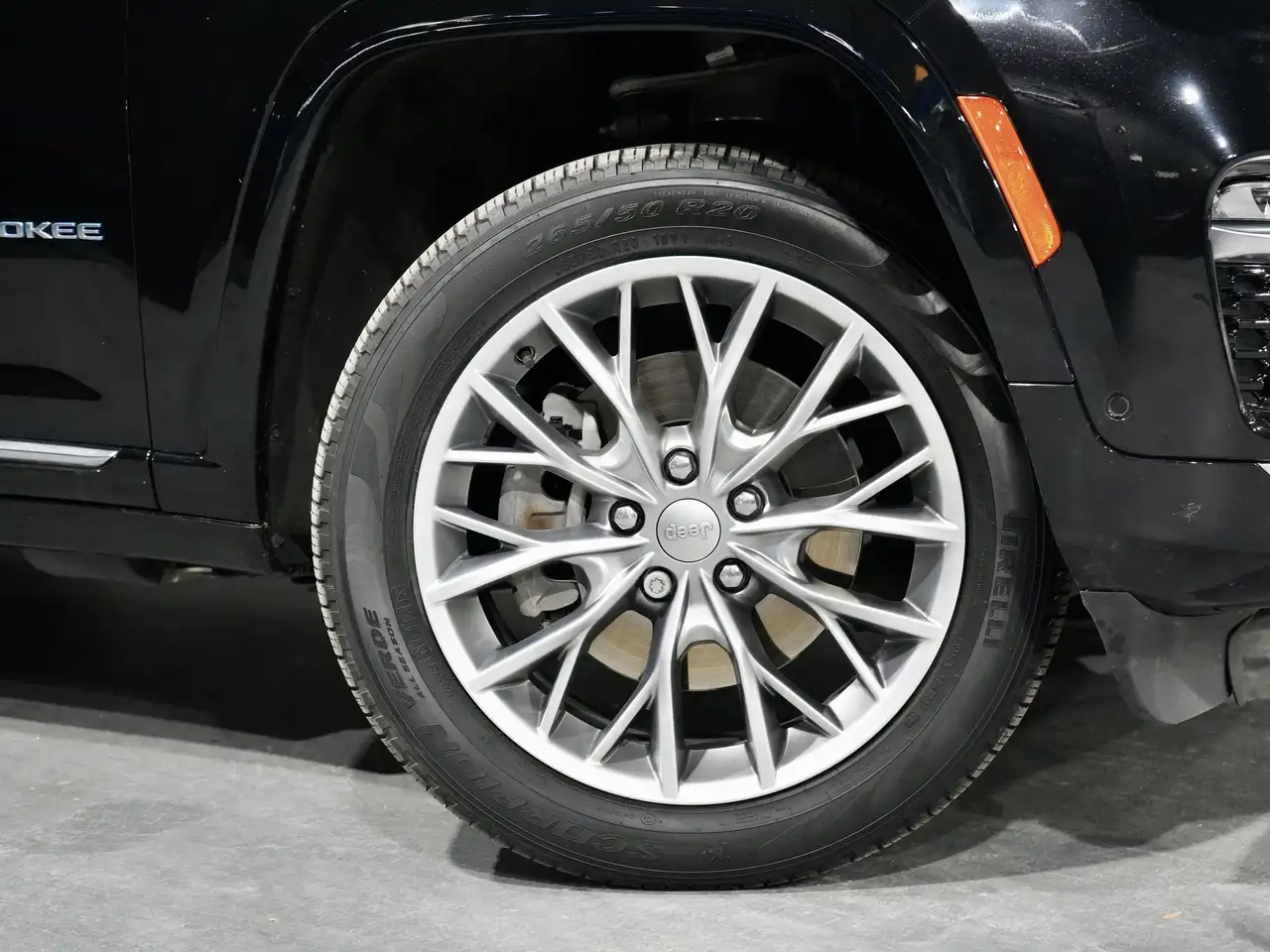 Jeep Grand Cherokee - Image 5