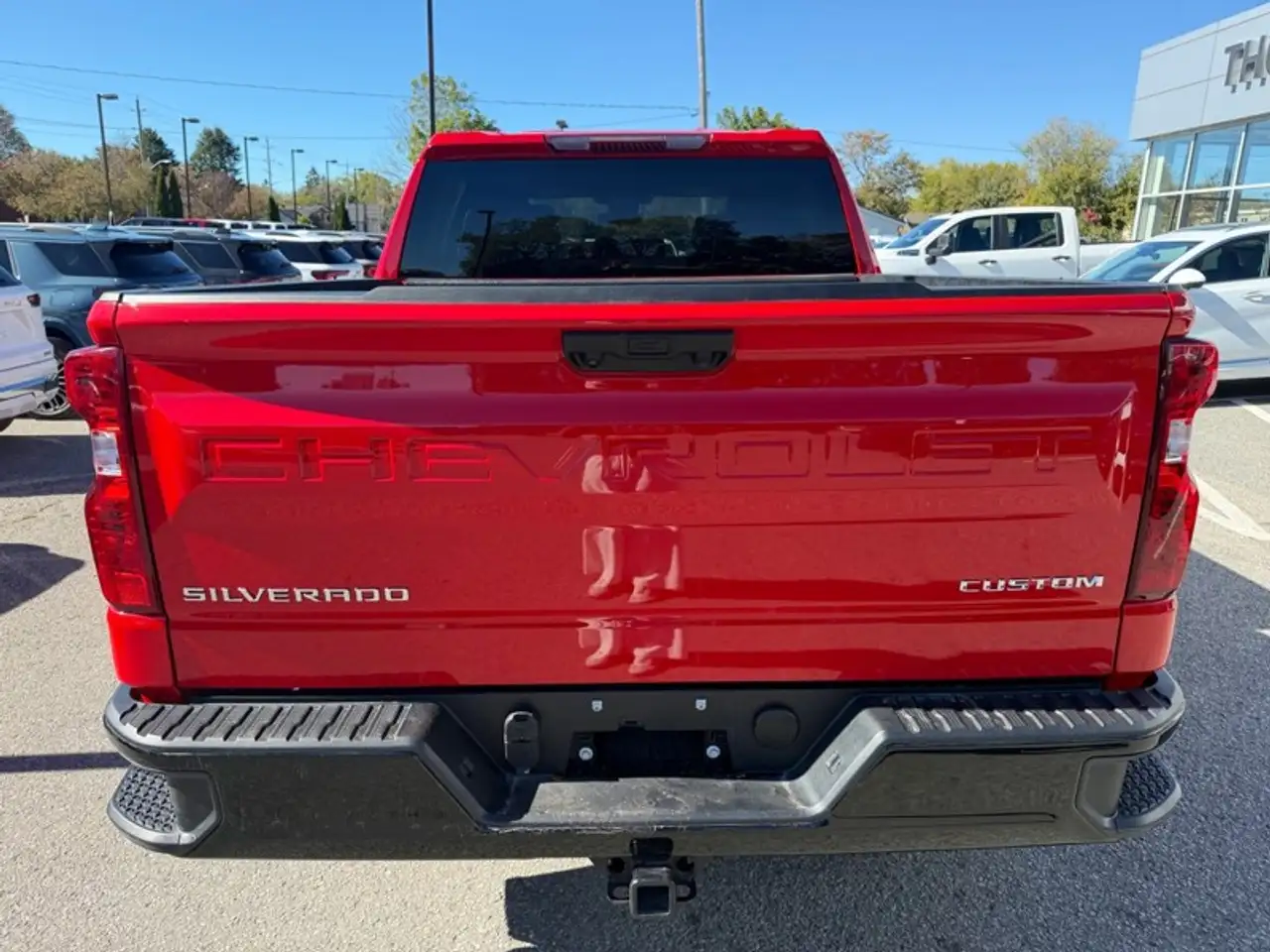 Chevrolet Silverado 1500 - Image 9