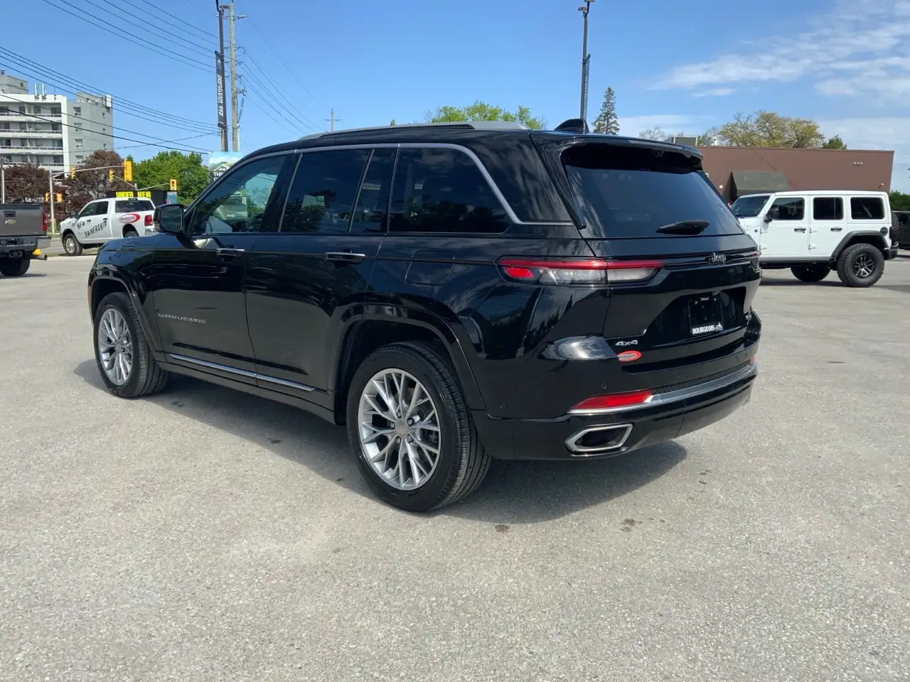 Jeep Grand Cherokee - Image 3
