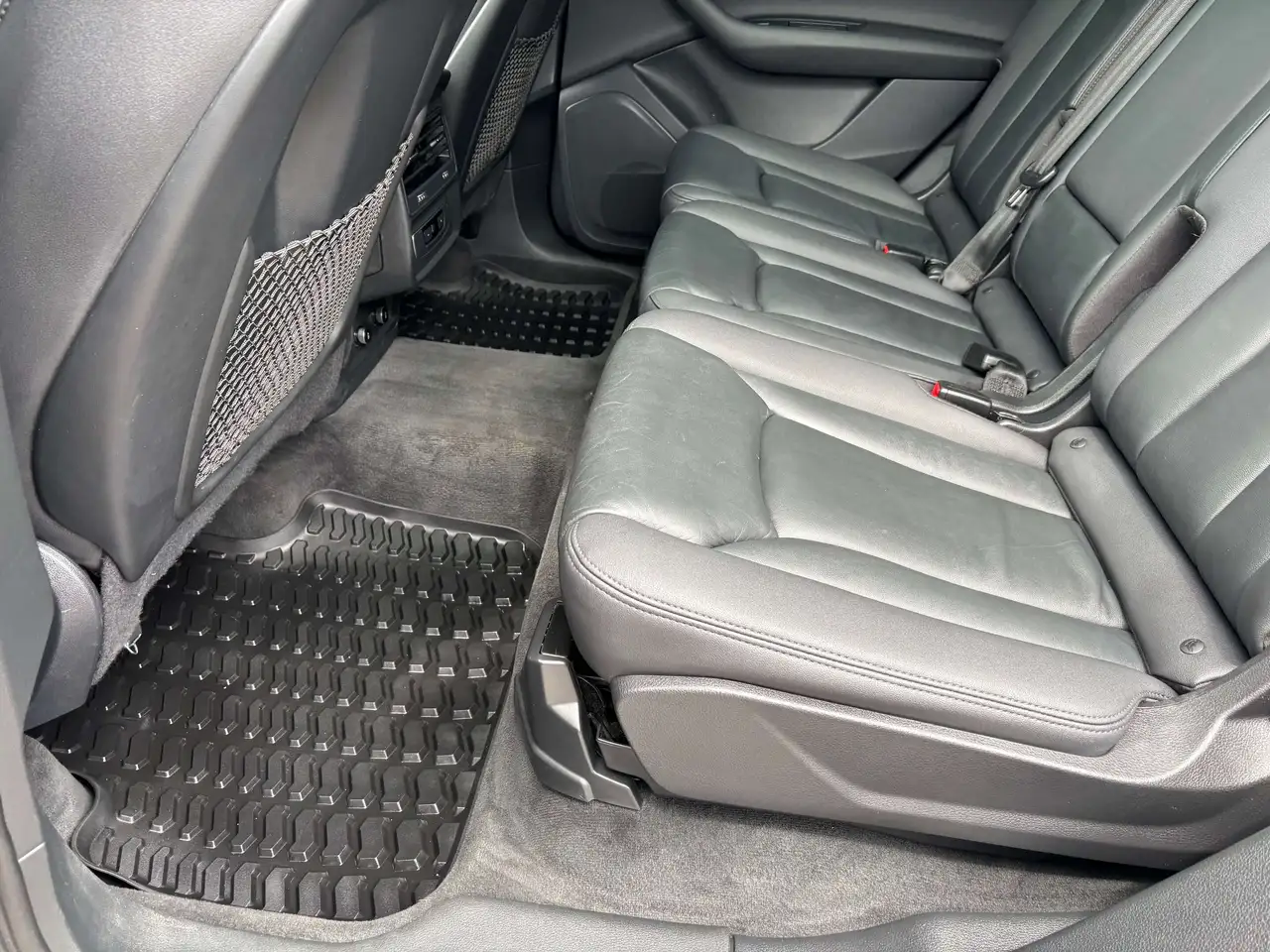 Audi Q7 - Image 28