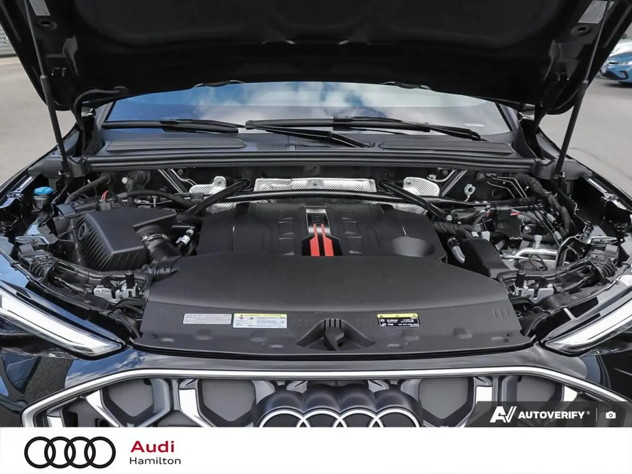 Audi SQ5 - Image 7