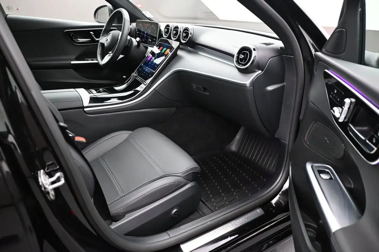 Mercedes-Benz C-Class - Image 29