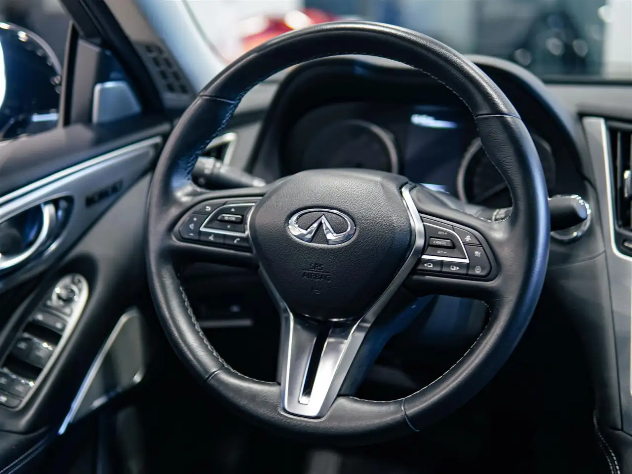 Infiniti Q50 - Image 18