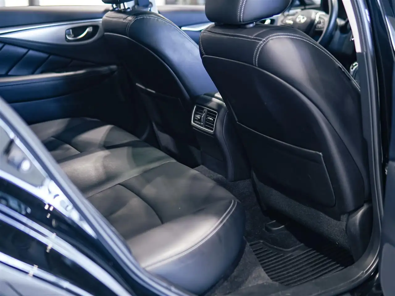 Infiniti Q50 - Image 16