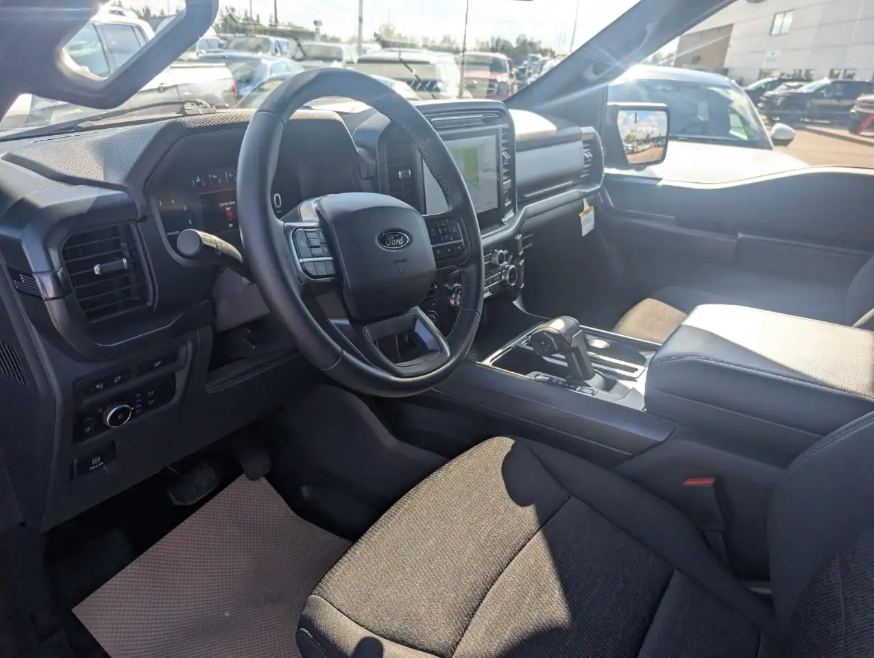 Ford F-150 - Image 2
