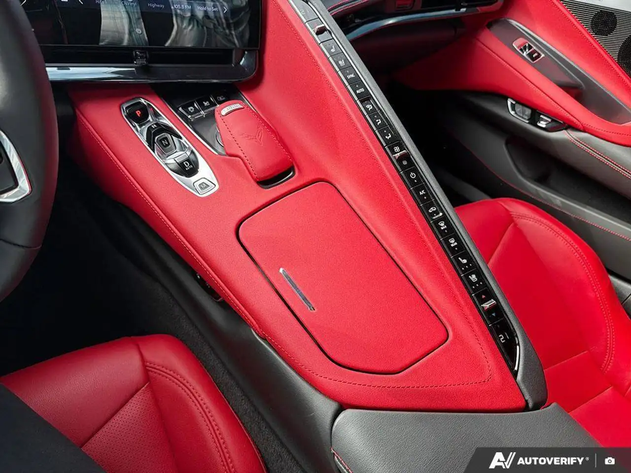 Chevrolet Corvette - Image 20