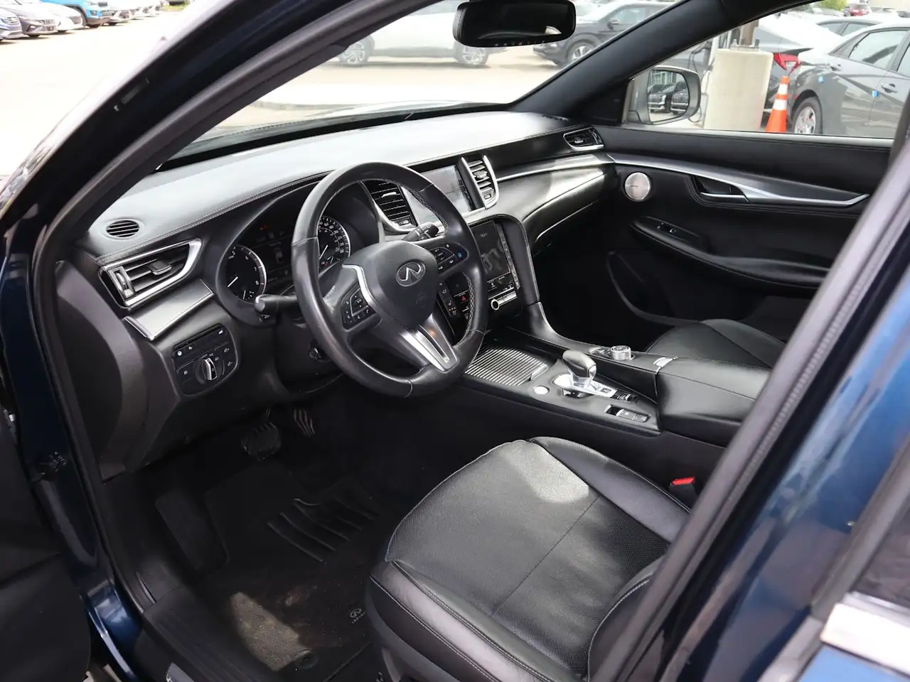 Infiniti QX55 - Image 18