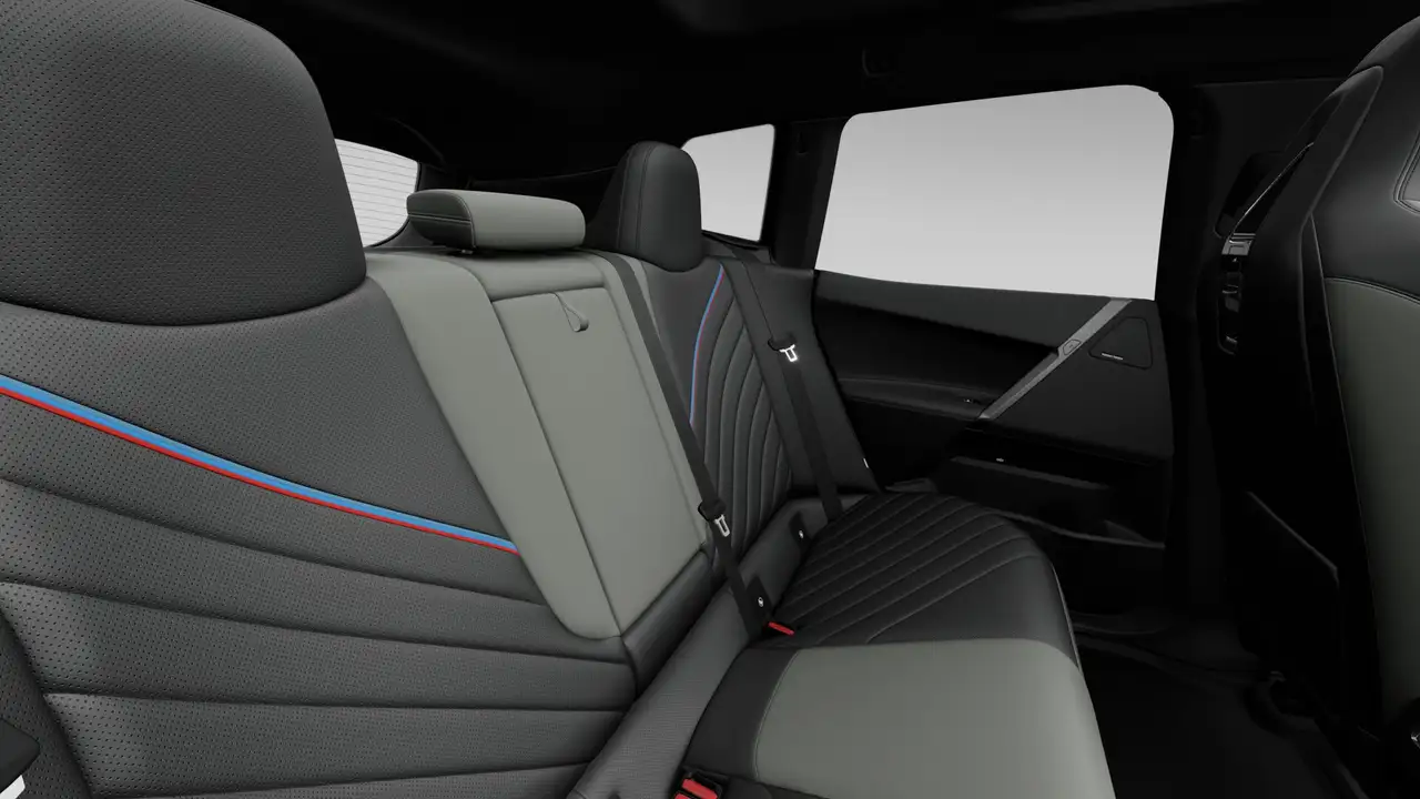 BMW iX - Image 12