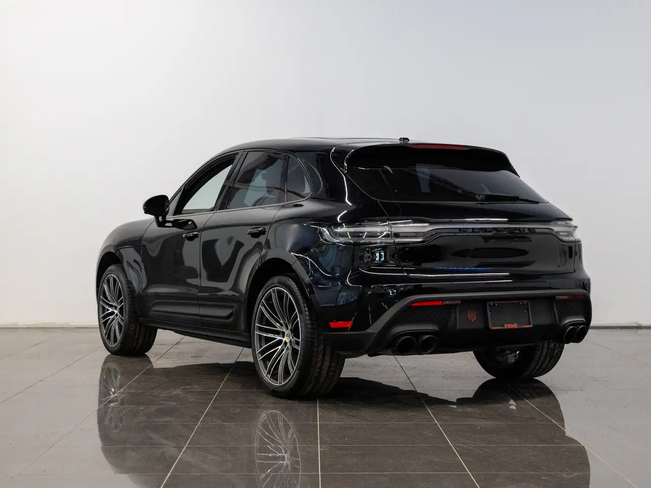 Porsche Macan - Image 15