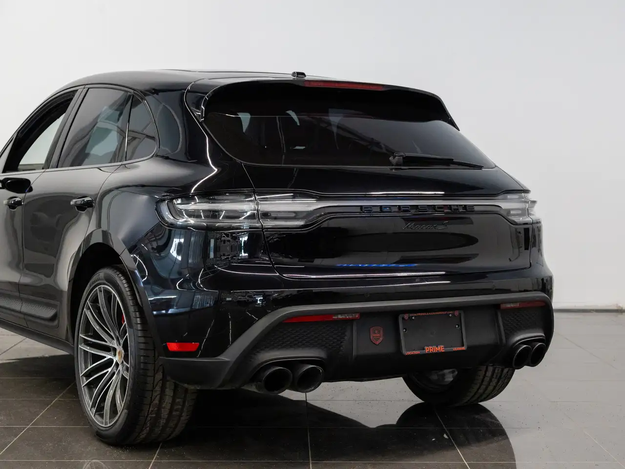 Porsche Macan - Image 19