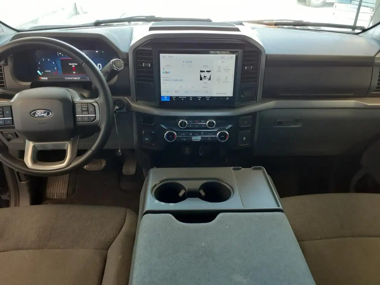 Ford F-150 - Image 18