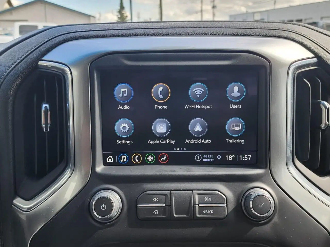Chevrolet Silverado 1500 - Image 27