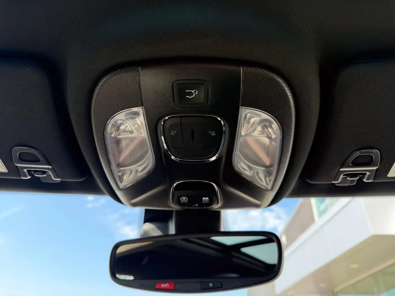 Jeep Compass - Image 21