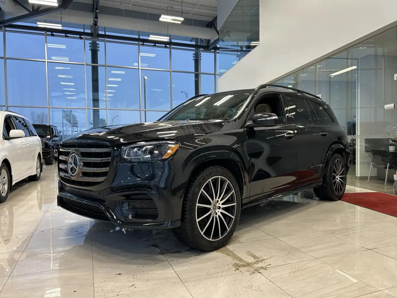 Mercedes-Benz GLS - Image 3