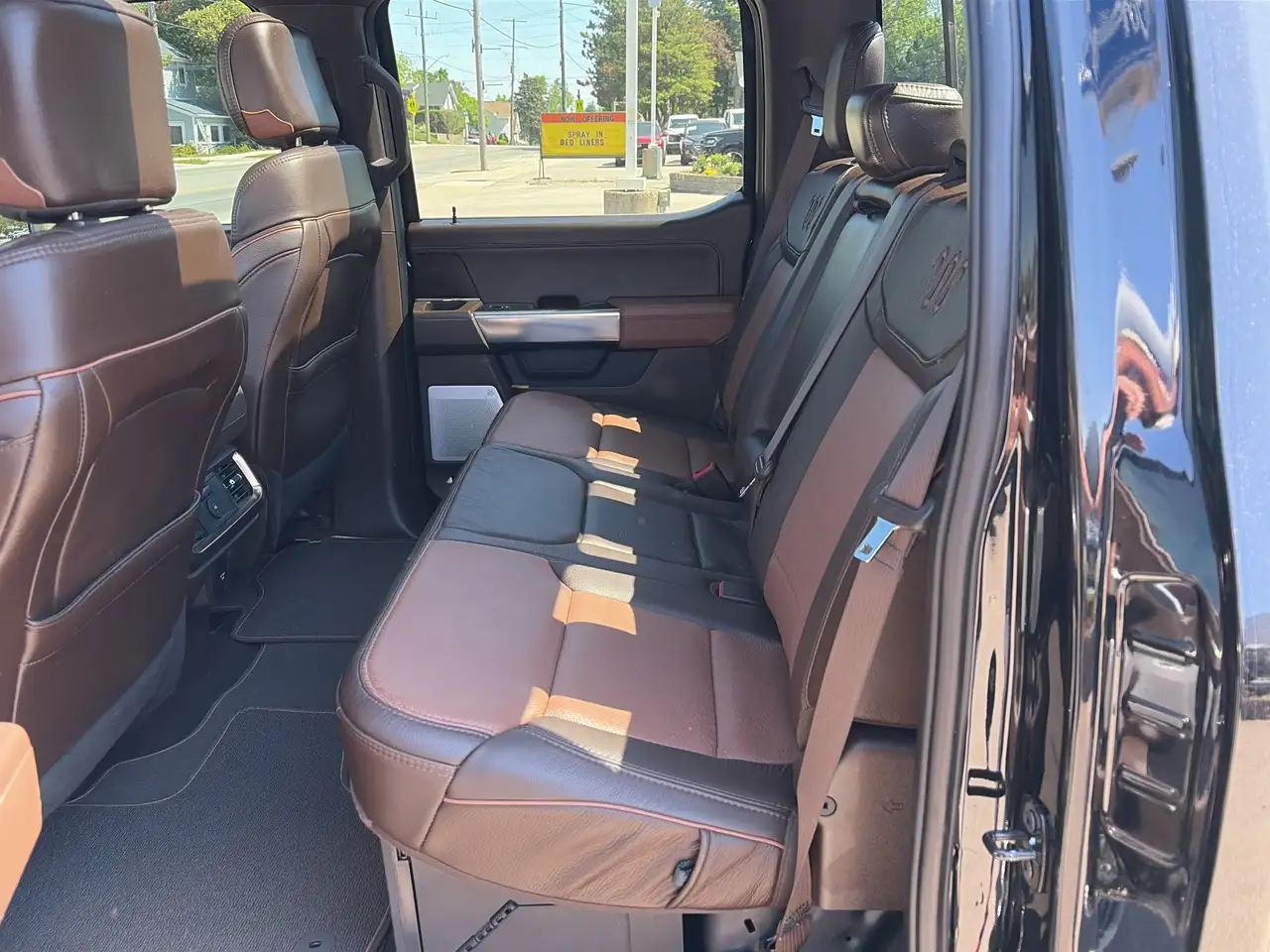 Ford F-150 - Image 11