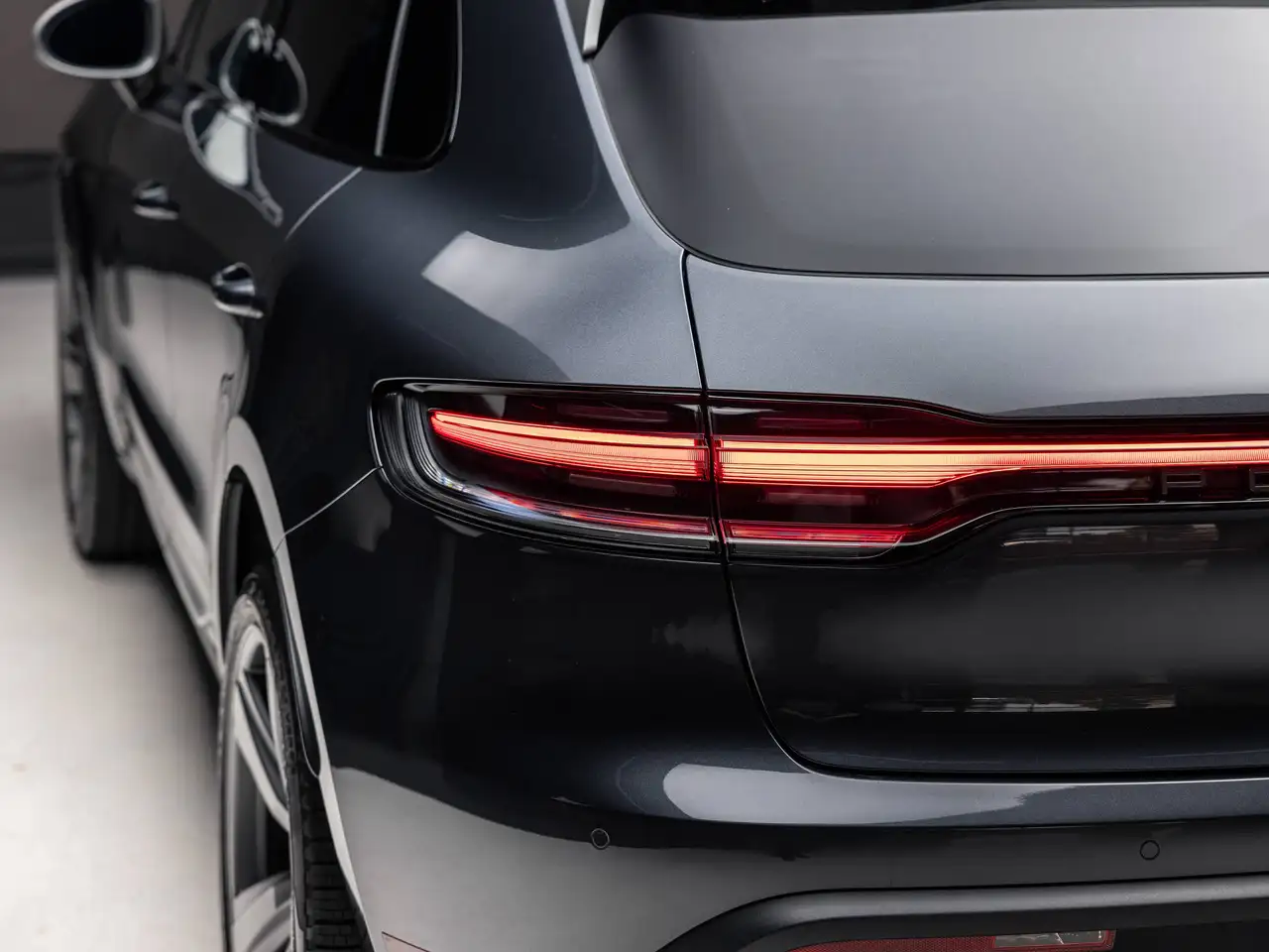 Porsche Macan - Image 40