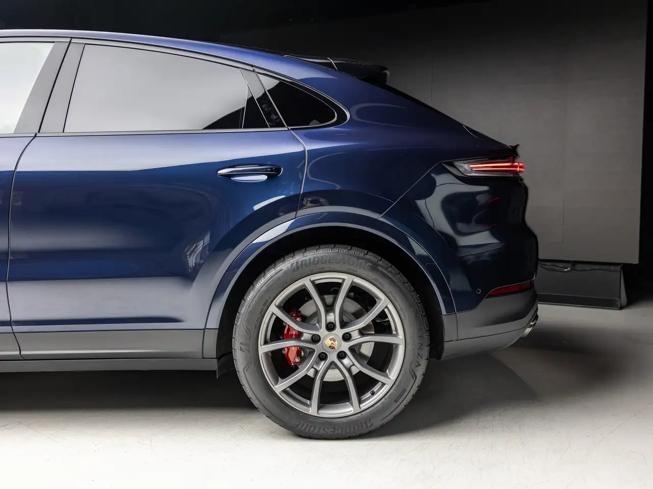 Porsche Cayenne - Image 33