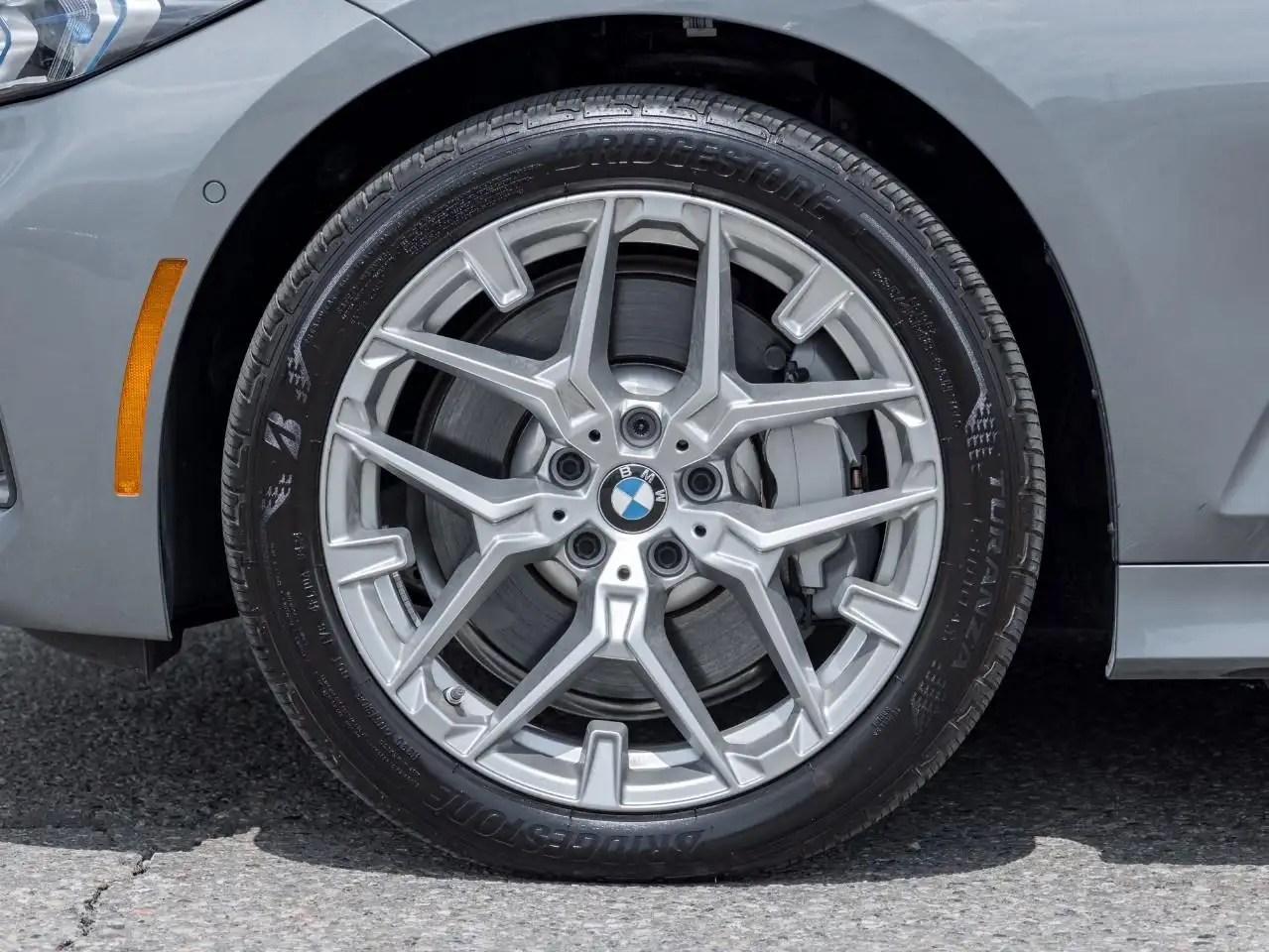 BMW 3 Series - Image 4