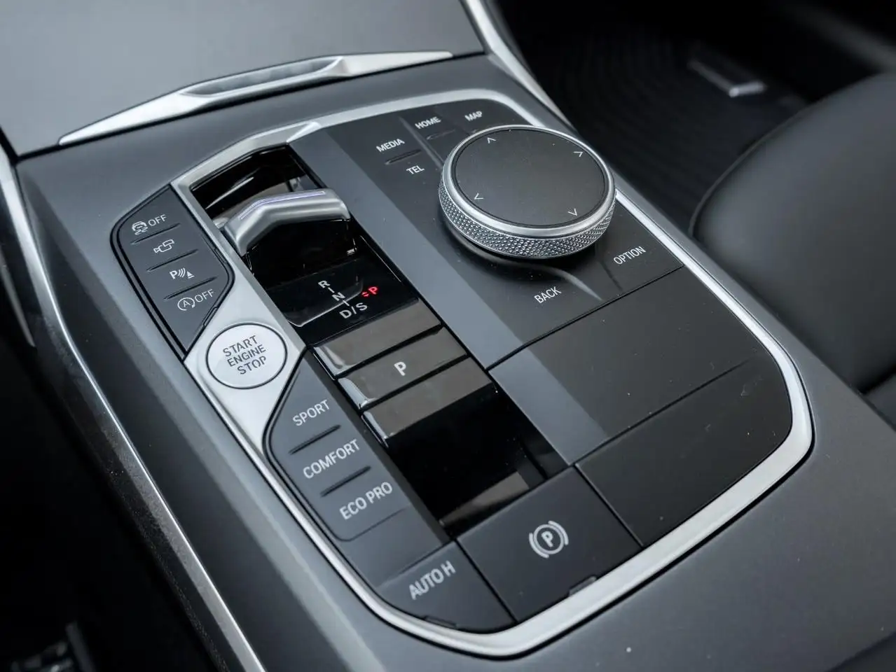 BMW 3 Series - Image 17