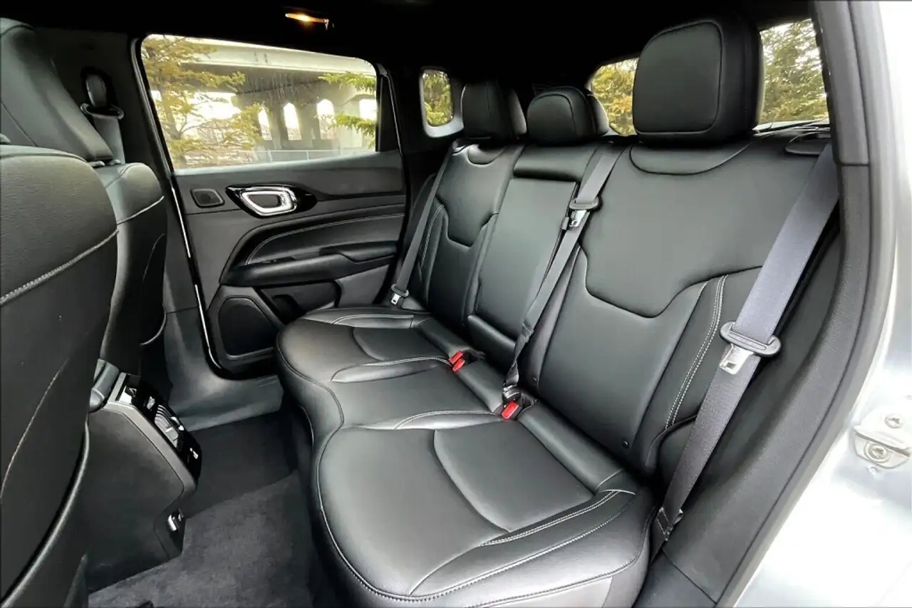 Jeep Compass - Image 10
