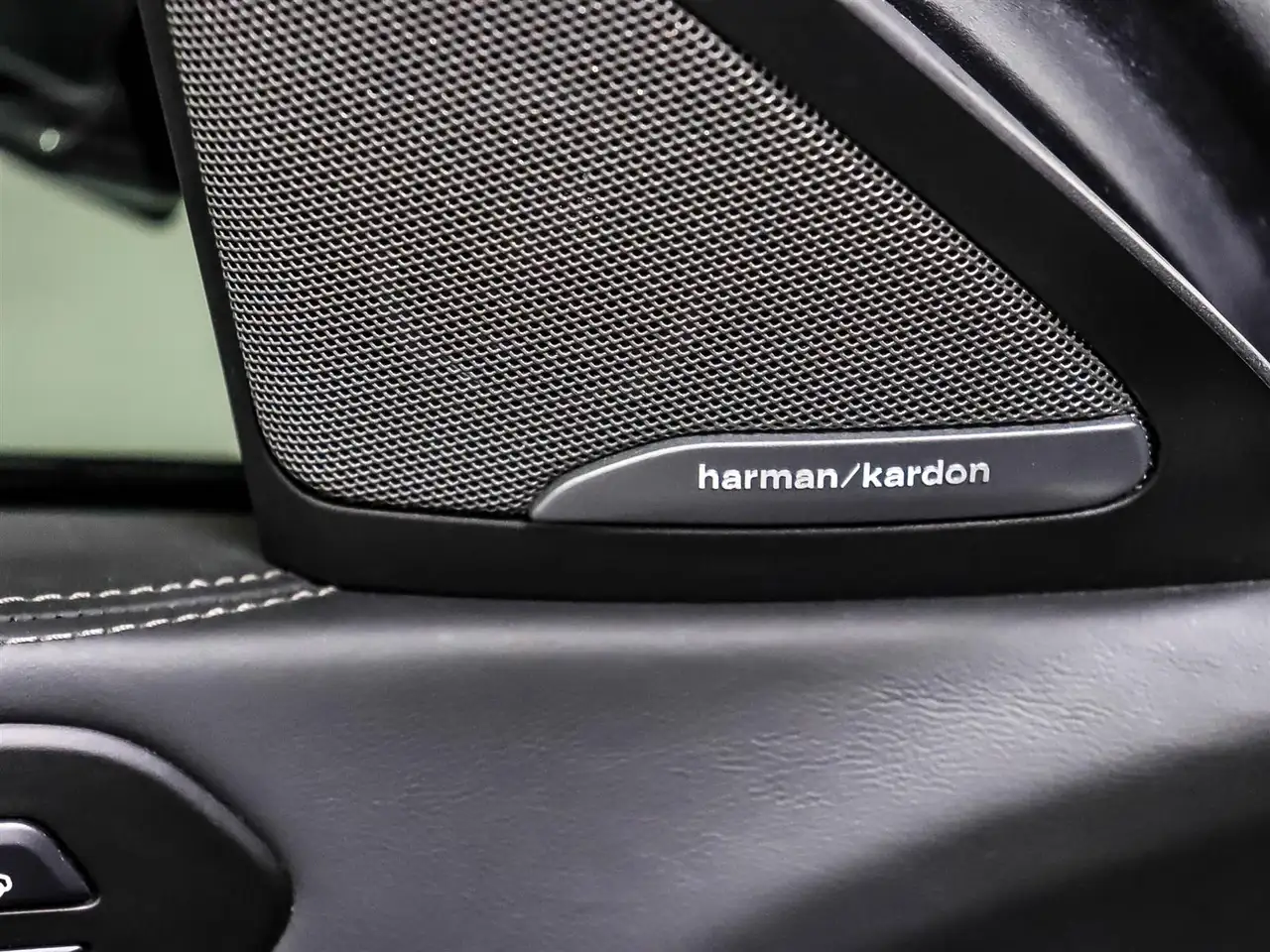 BMW X6 - Image 29