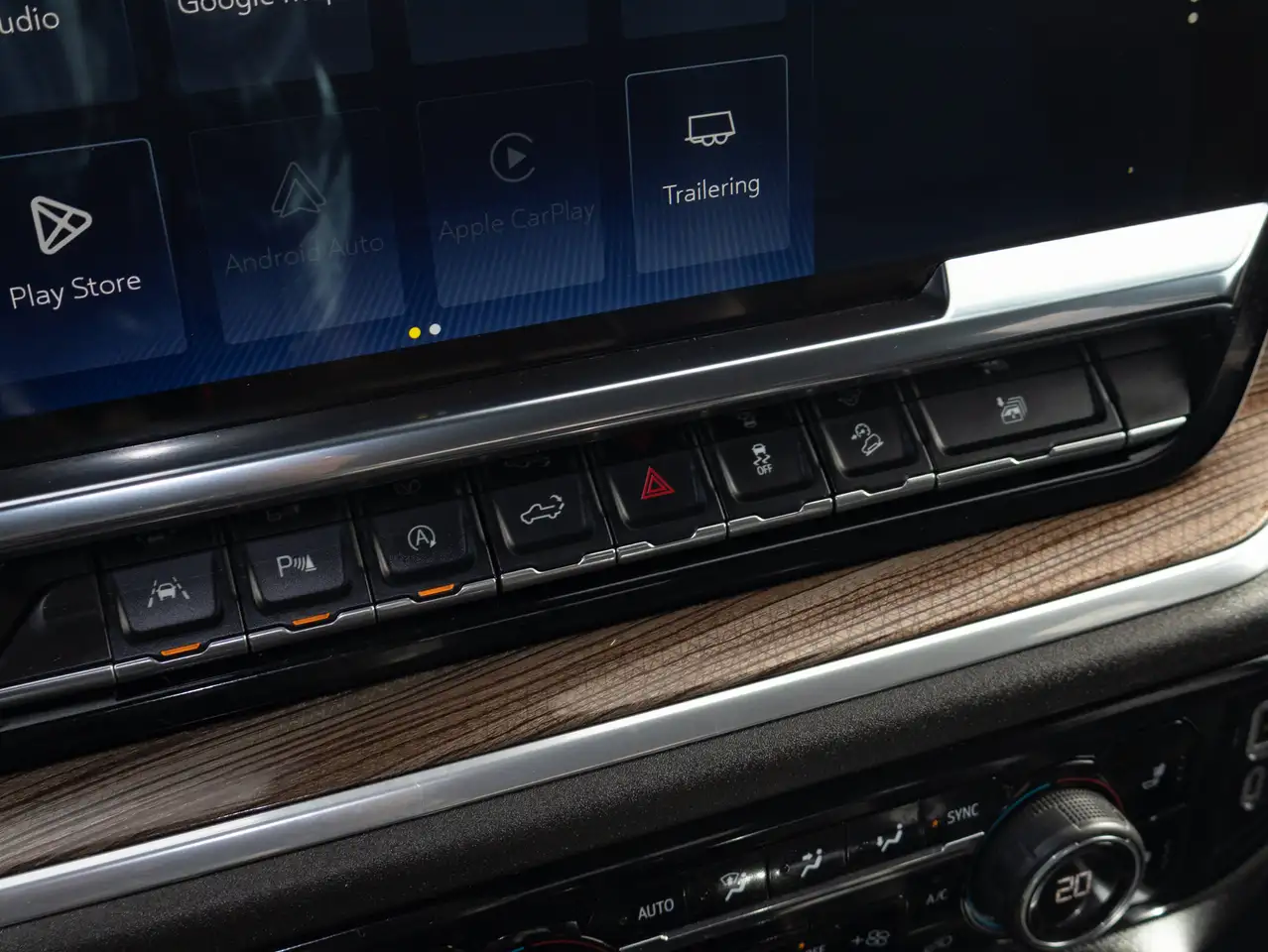 Chevrolet Silverado 1500 - Image 29