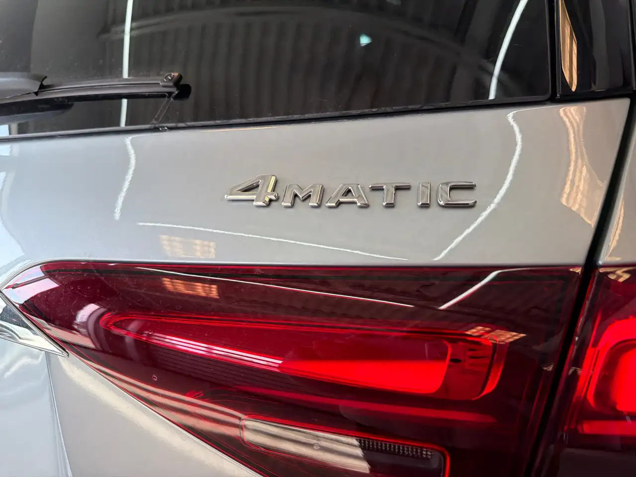 Mercedes-Benz GLE - Image 28