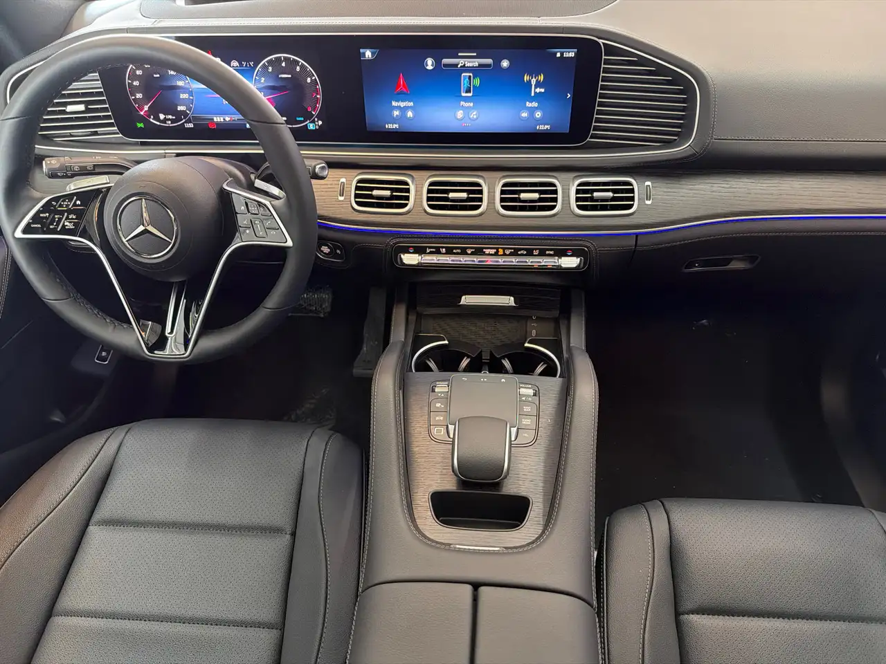 Mercedes-Benz GLE - Image 19