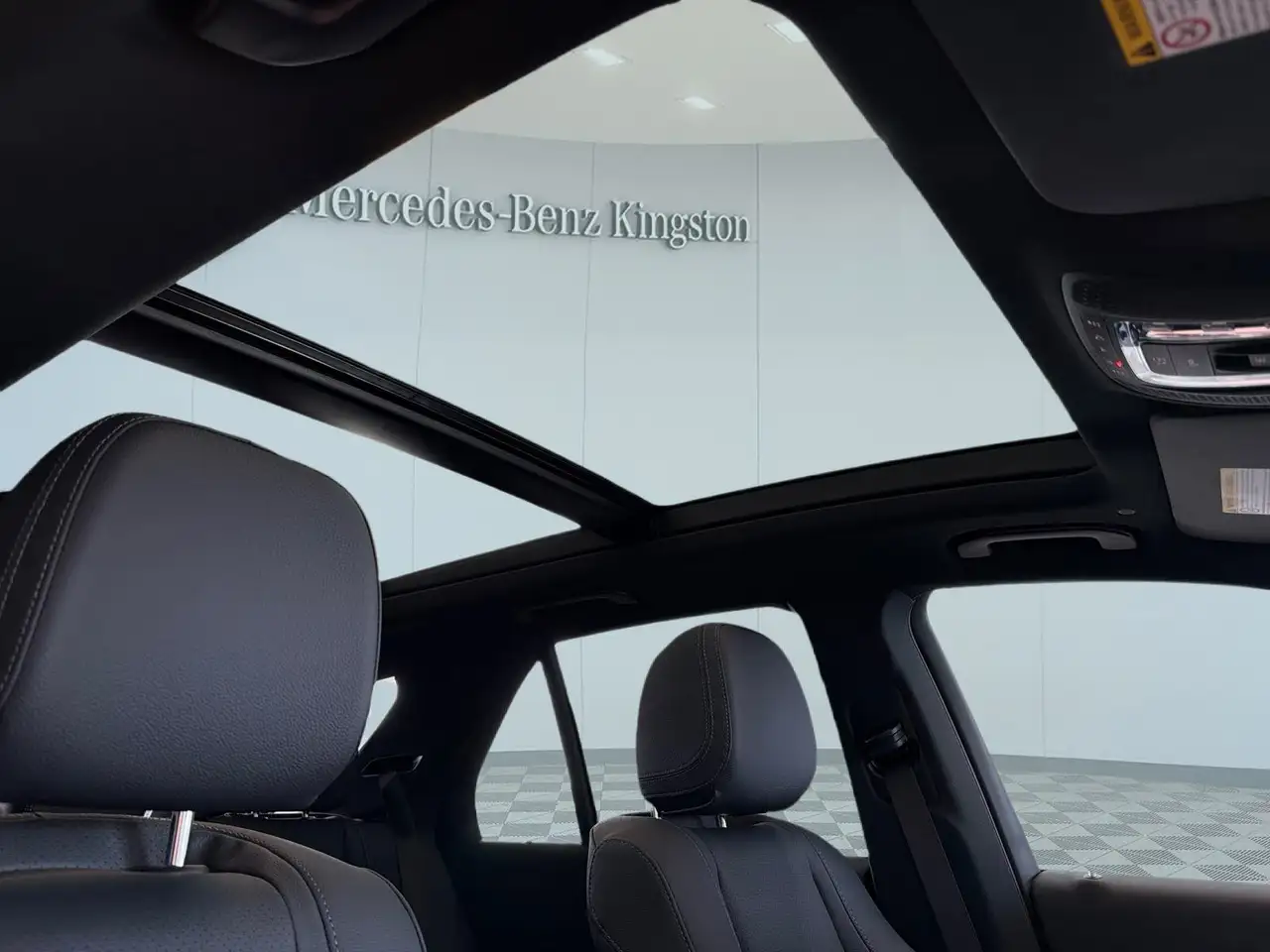 Mercedes-Benz GLE - Image 34