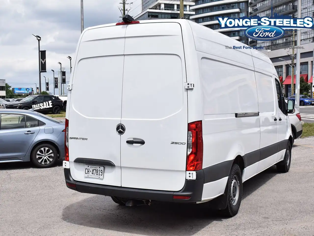 Mercedes-Benz Sprinter - Image 10
