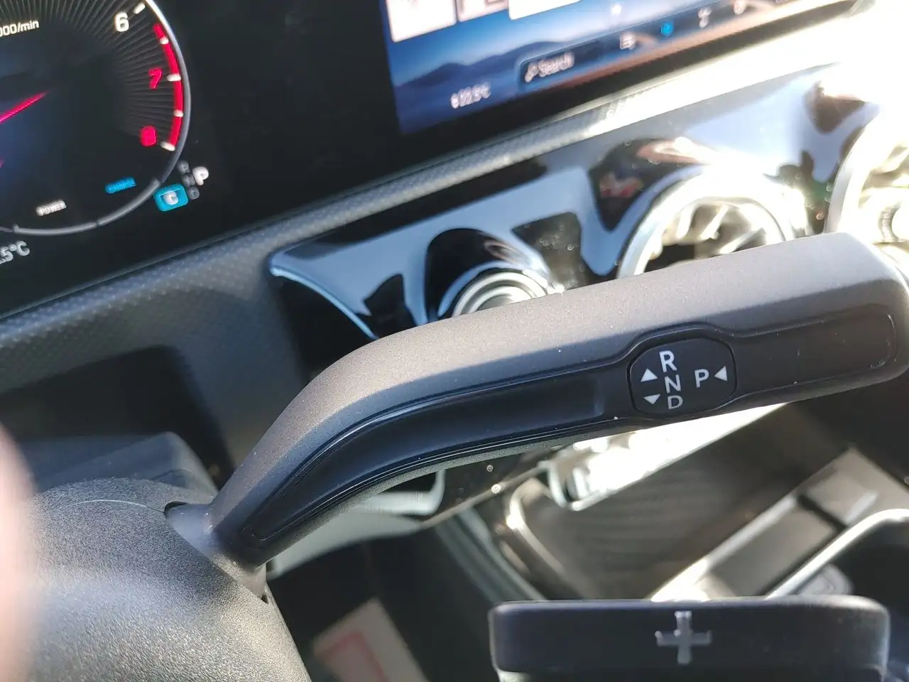 Mercedes-Benz CLA - Image 28