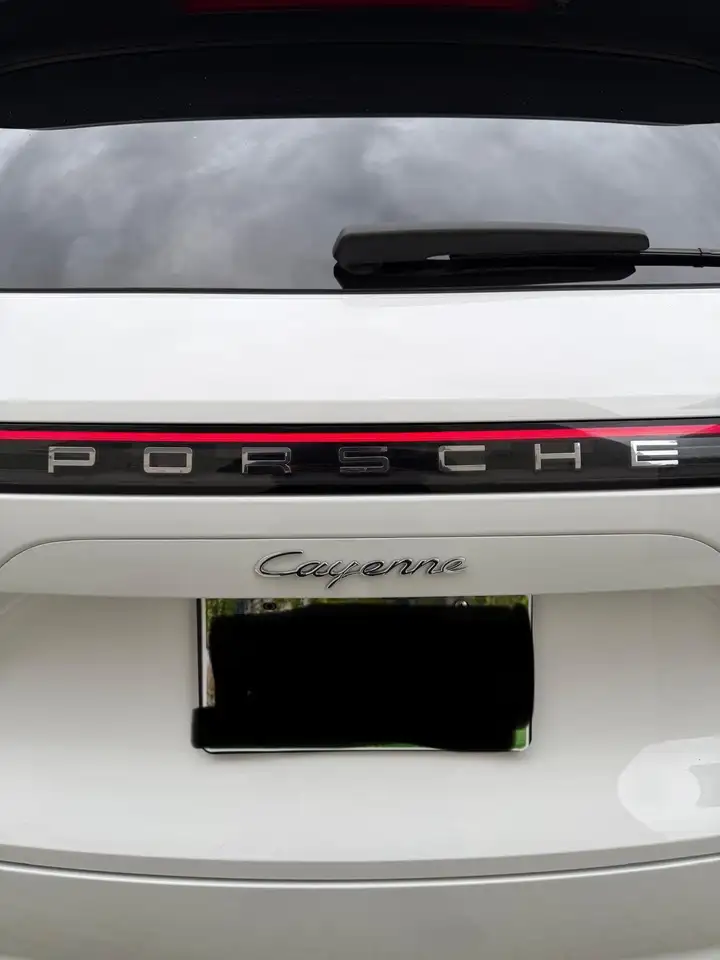 Porsche Cayenne - Image 5