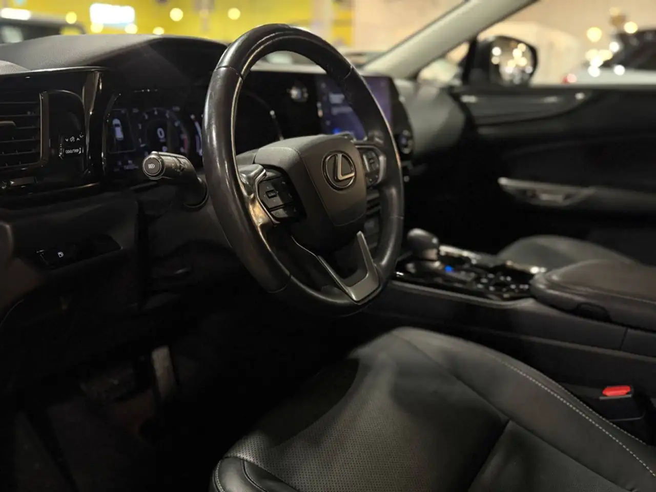 Lexus NX - Image 20