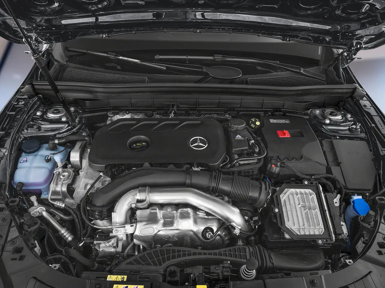 Mercedes-Benz GLB - Image 8
