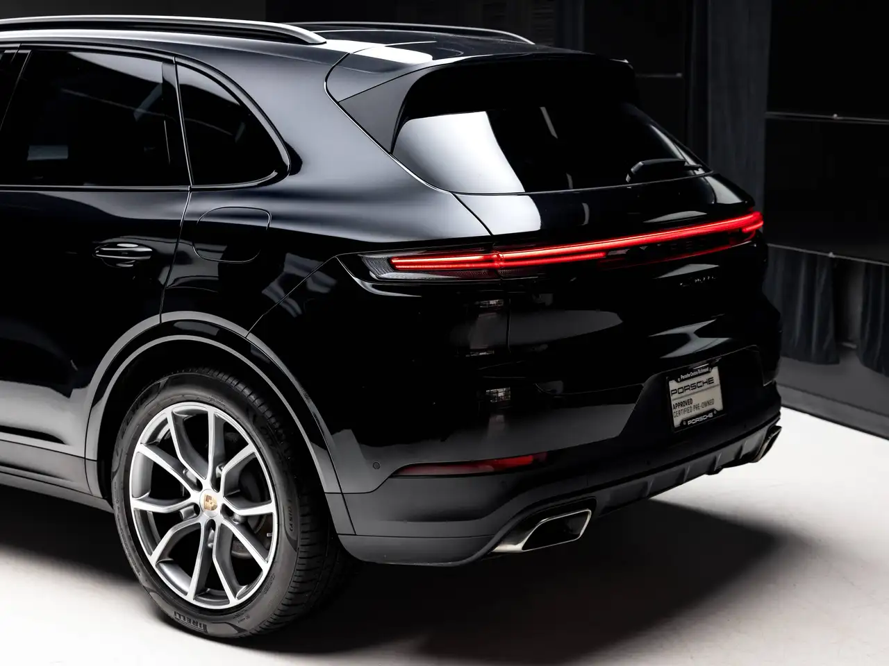 Porsche Cayenne - Image 42