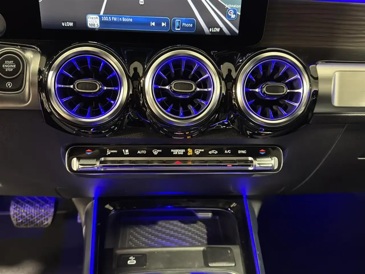 Mercedes-Benz GLB - Image 17