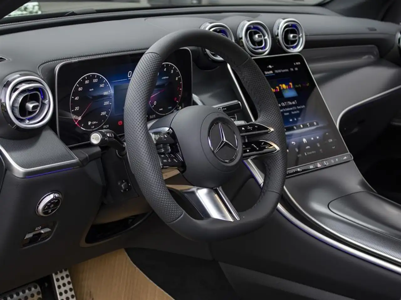 Mercedes-Benz GLC - Image 8