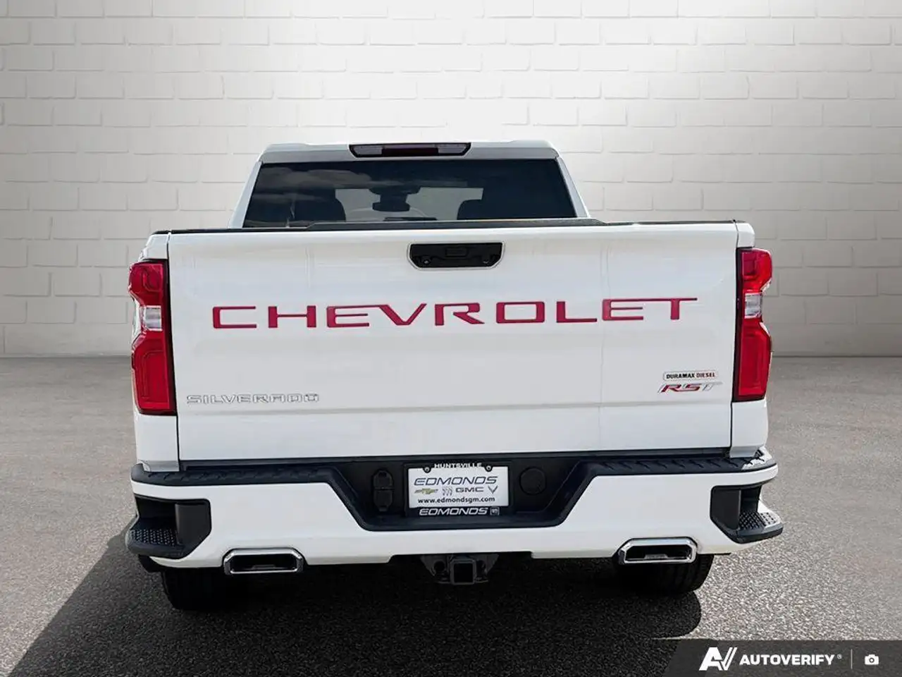 Chevrolet Silverado 1500 - Image 4