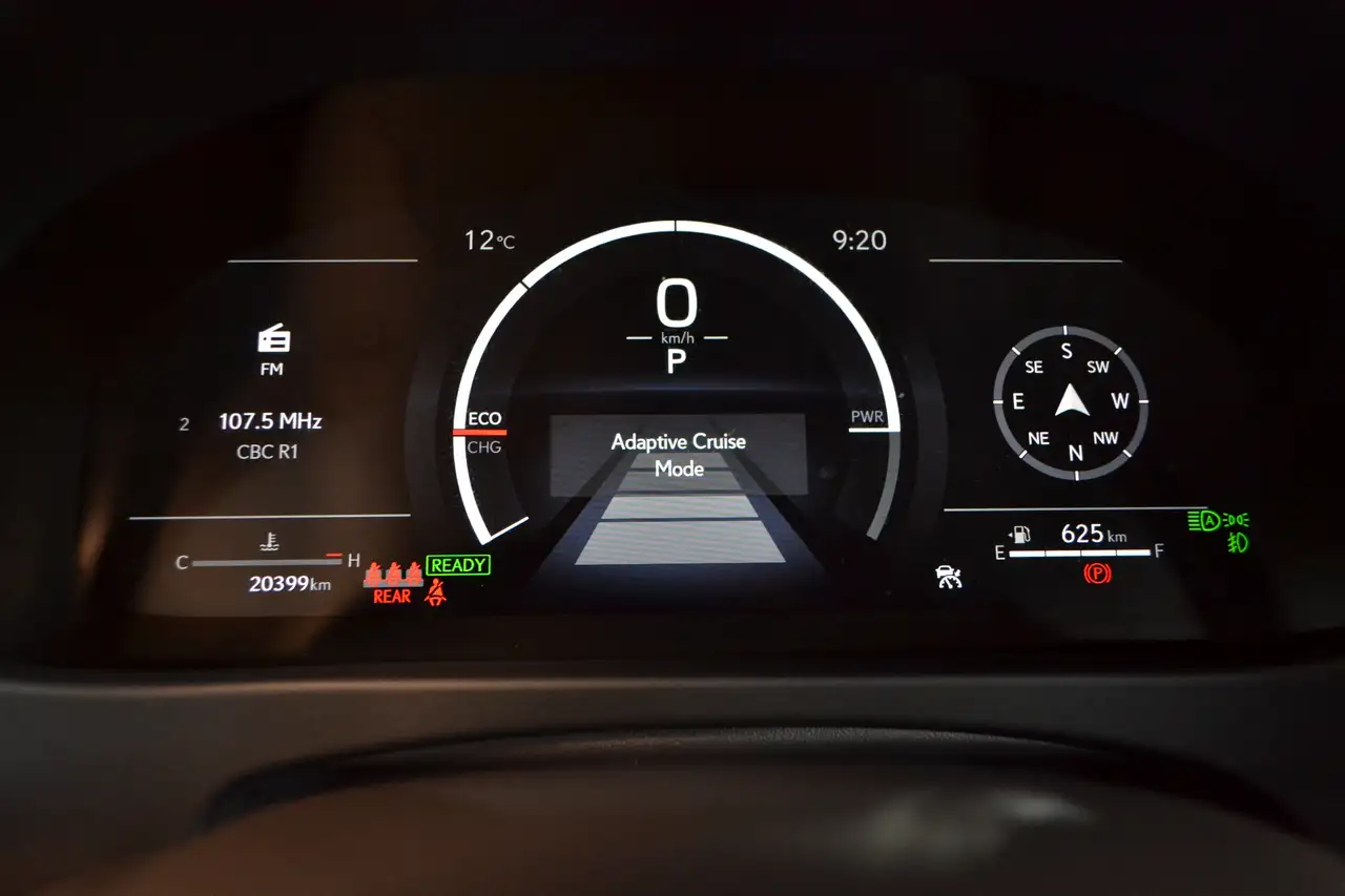 Lexus UX 300h - Image 6