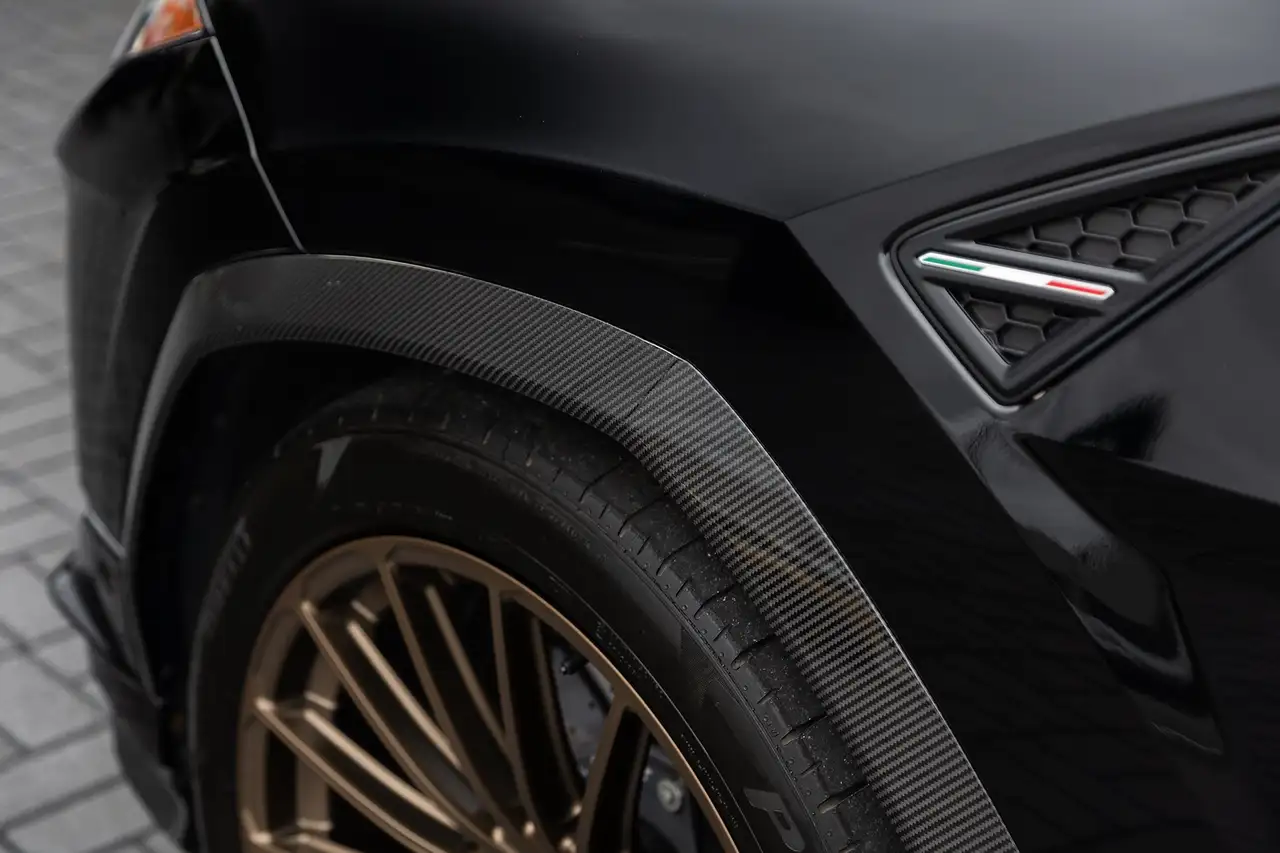 Lamborghini Urus - Image 31