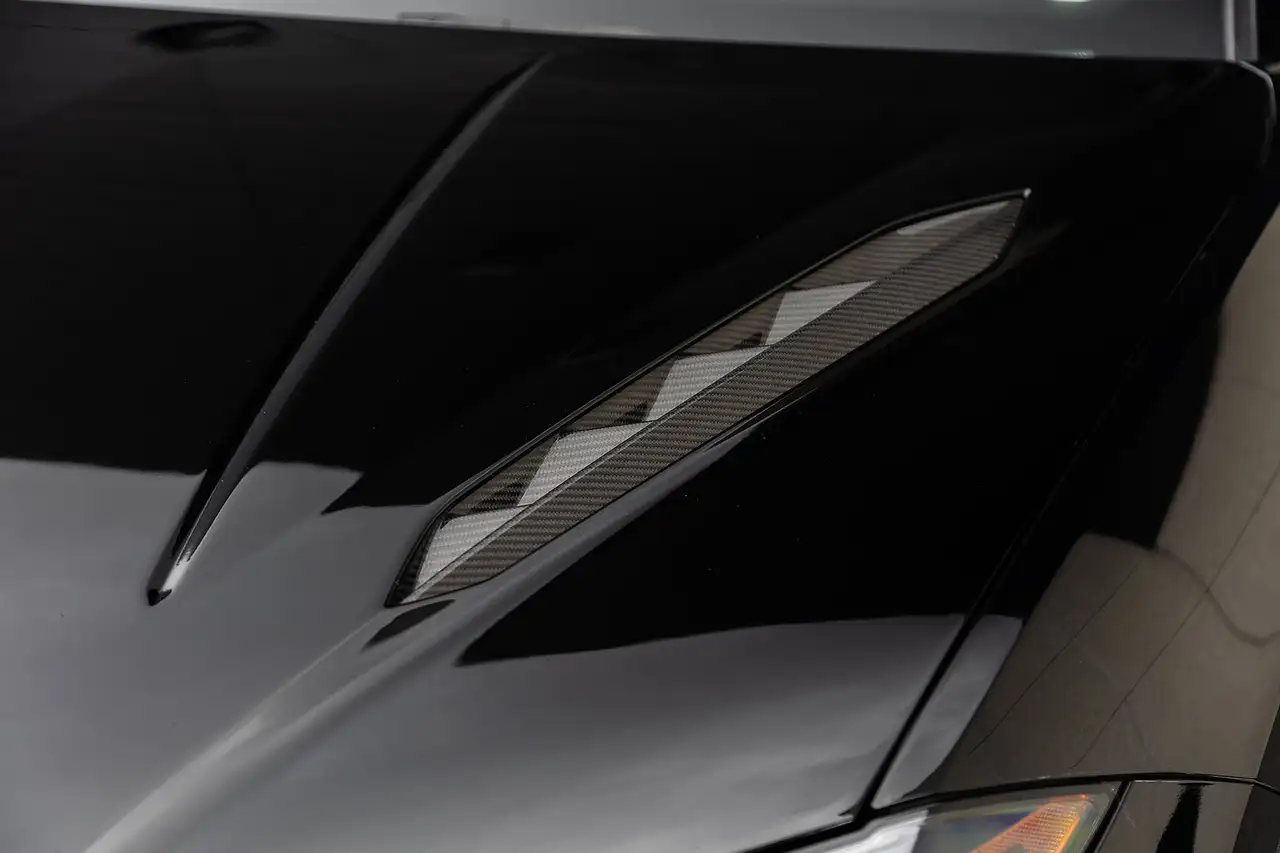 Lamborghini Urus - Image 30