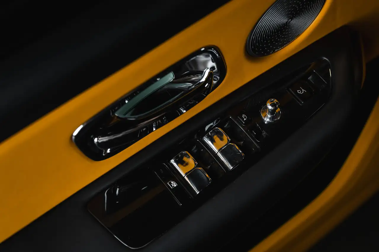 Rolls-Royce Cullinan - Image 32