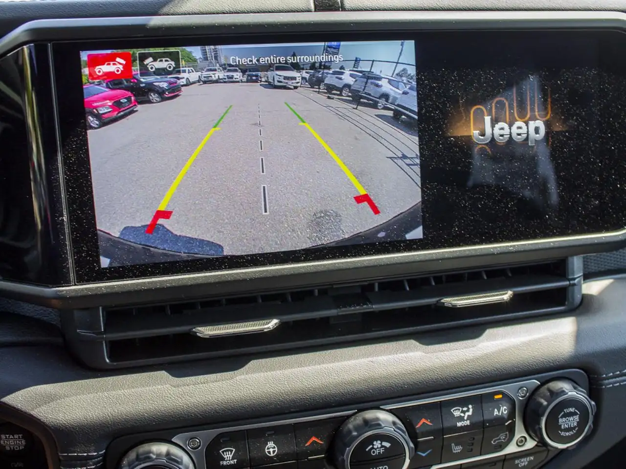 Jeep Wrangler - Image 13