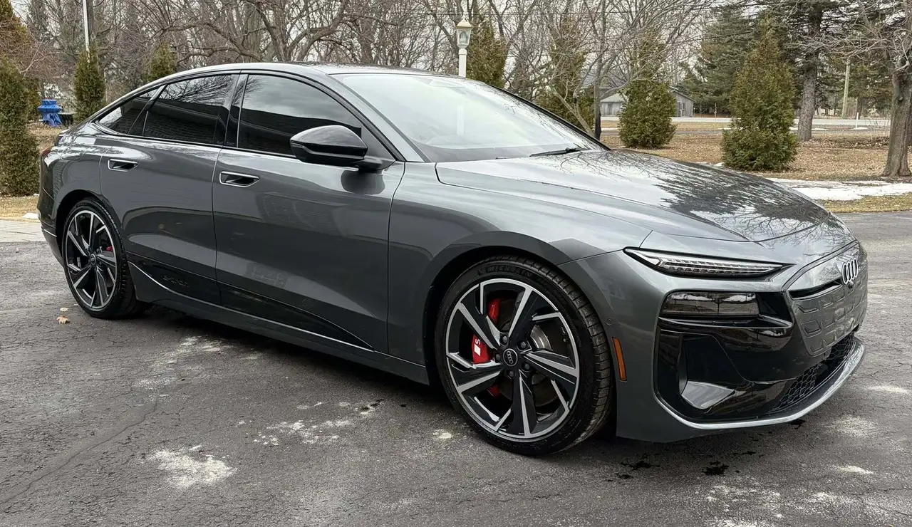Audi S6 e-tron - Image 4